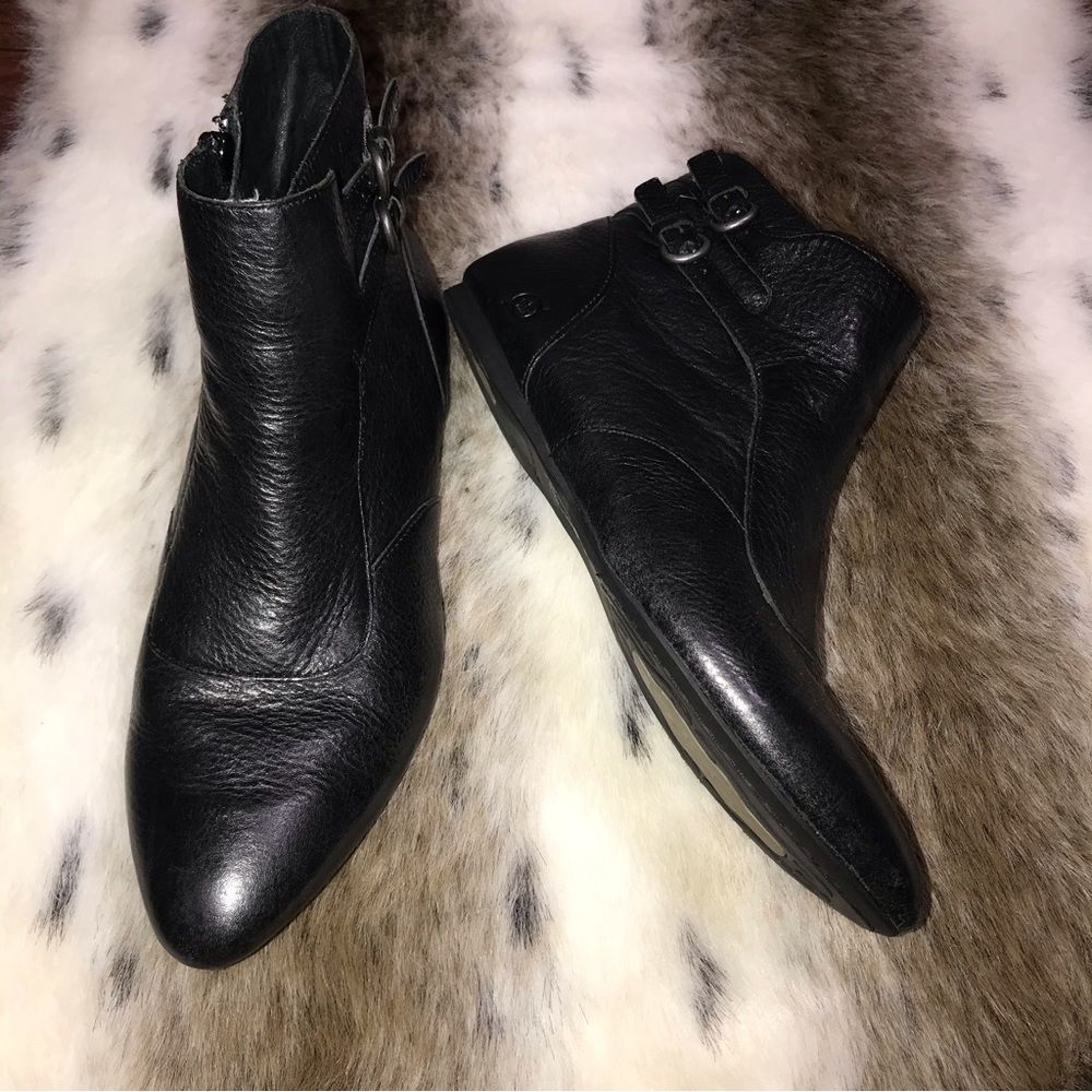 🥰 just in🥰 Born Leather Ankle boots
